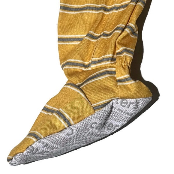 NWT Carters zippered onsie,18 months,yellow stripes,lion appliqué w grip footsie - Picture 3 of 4